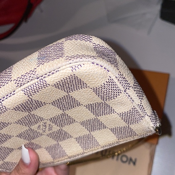 Louis Vuitton Damier Azur Mini Pochette - Picture 7 of 10